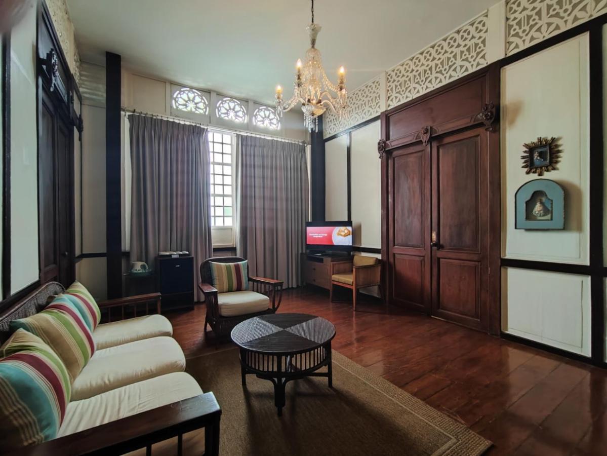 Paradores Del Castillo Taal Extérieur photo