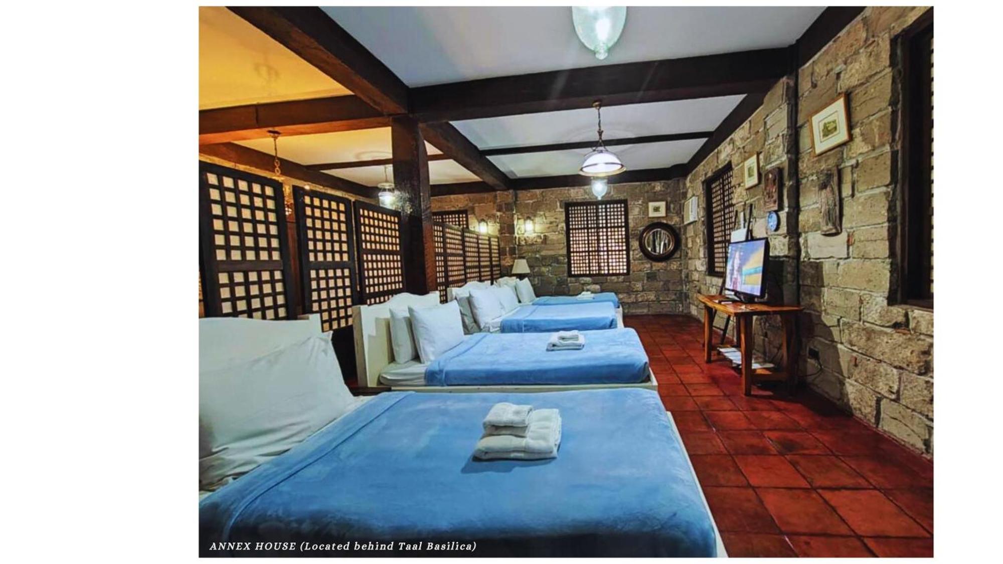 Paradores Del Castillo Taal Extérieur photo