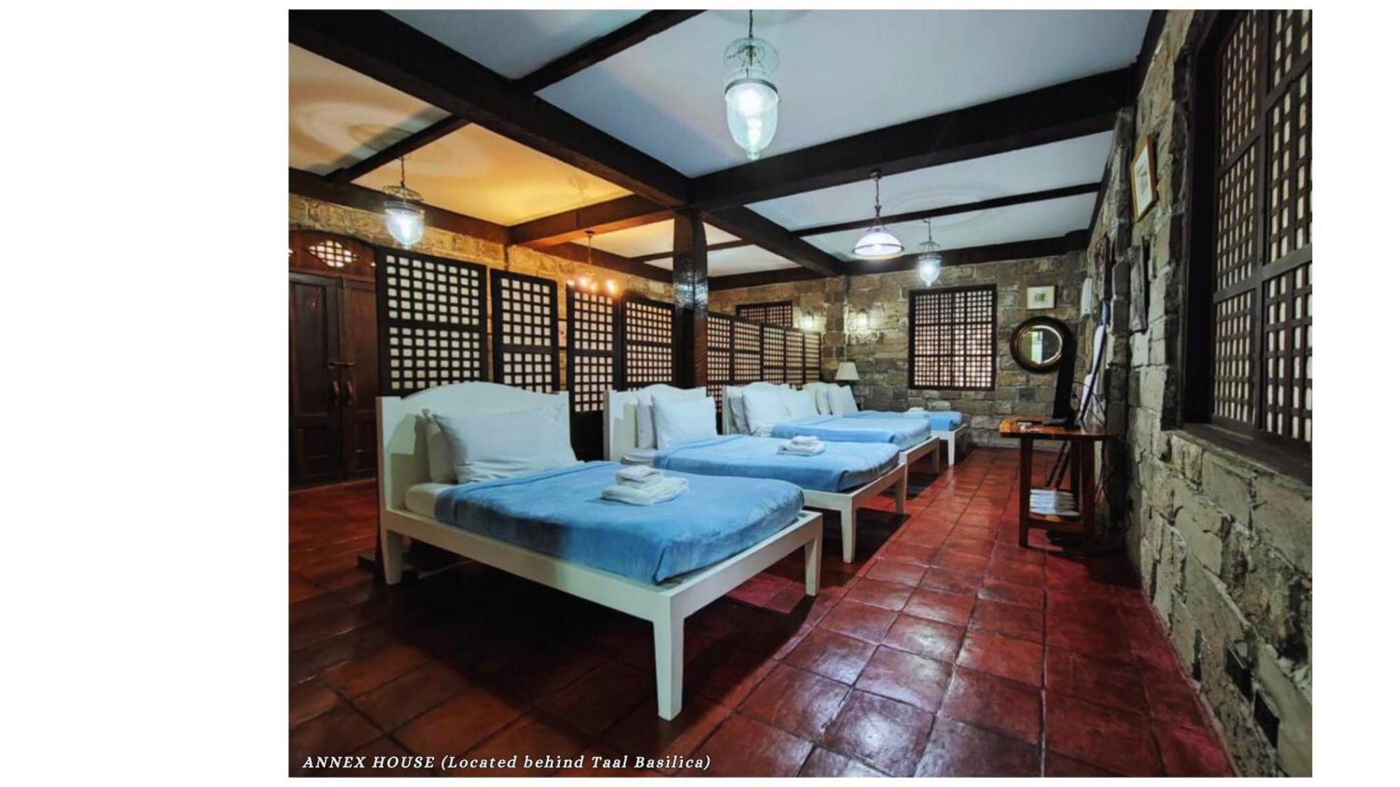 Paradores Del Castillo Taal Extérieur photo