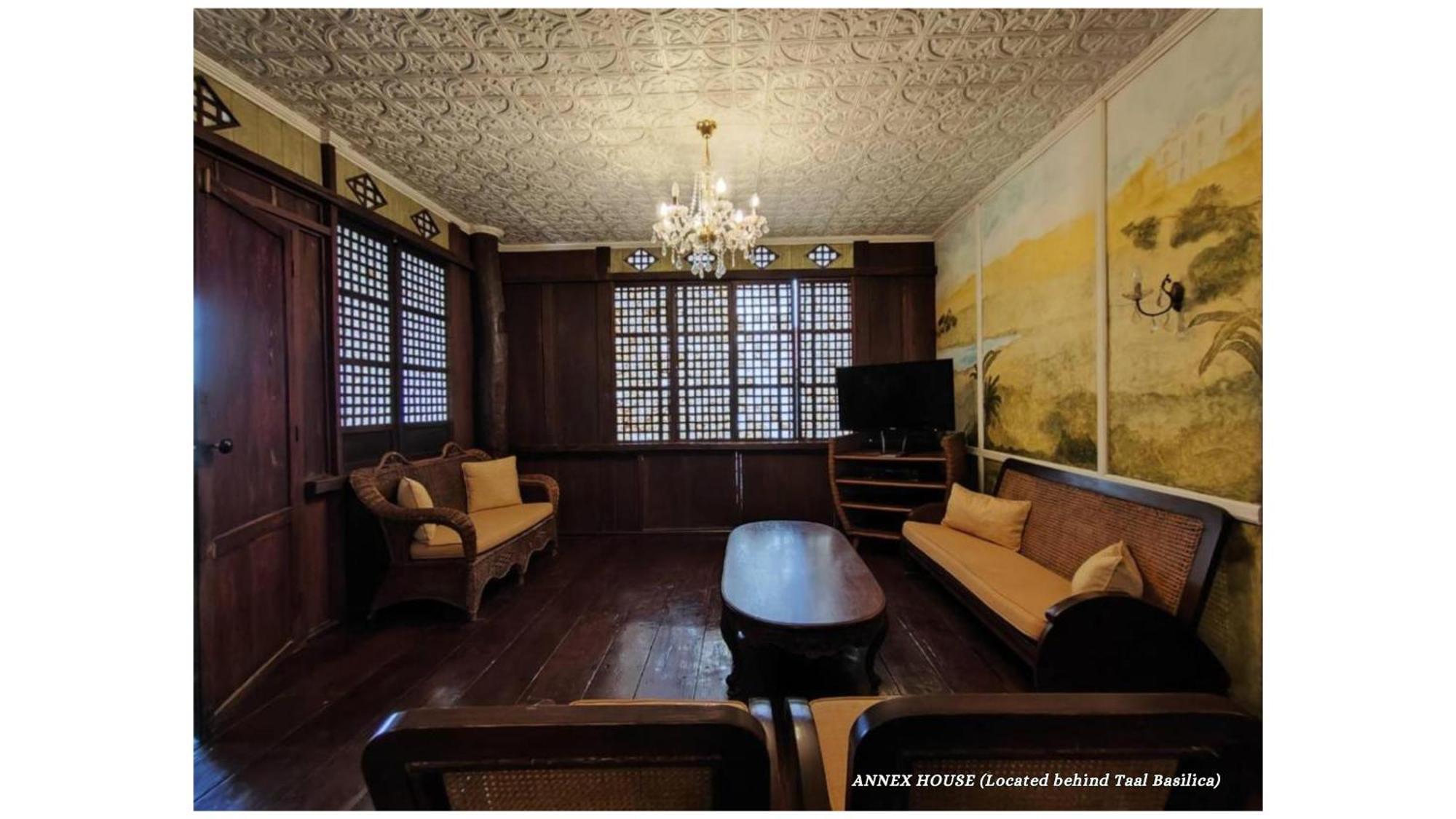 Paradores Del Castillo Taal Extérieur photo